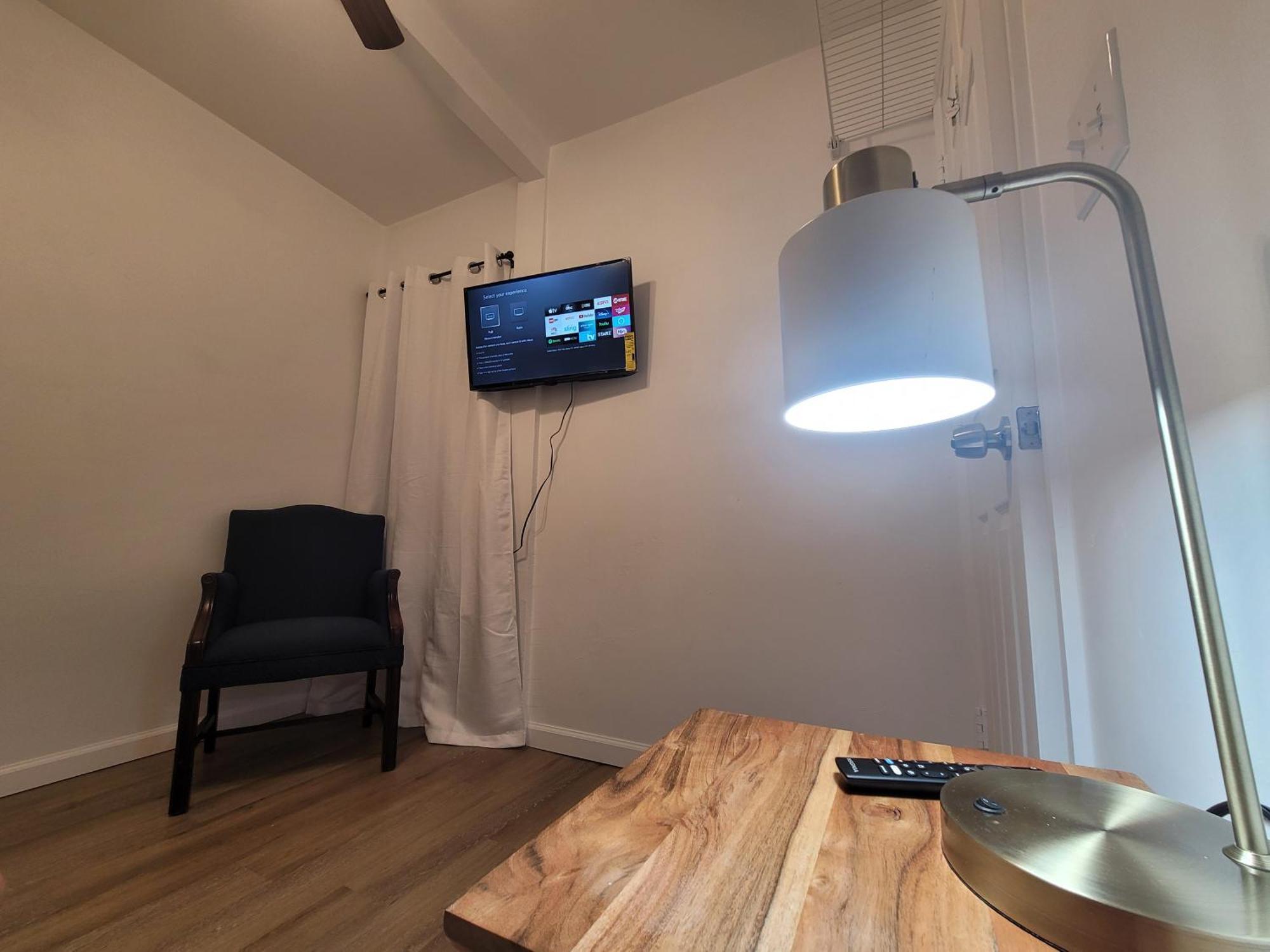 One Room In A Renovated Duplex House Near Fsu Tallahassee Exterior foto